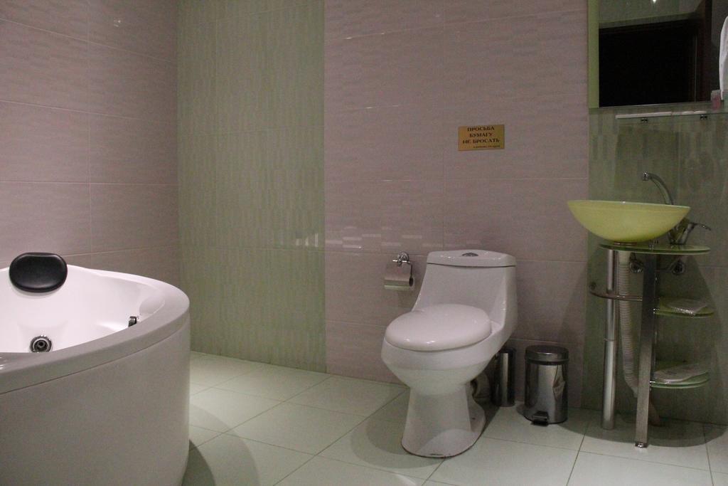 Sochi Plaza Hotel Yerevan Ruang foto