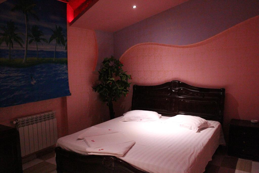 Sochi Plaza Hotel Yerevan Ruang foto